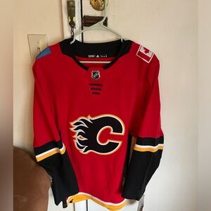 Calgary Flames Adidas men’s NHL jersey 46